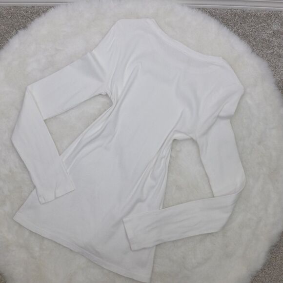 Forever 21 White Base Layer Long Sleeve Tee Size Medium - Picture 7 of 7